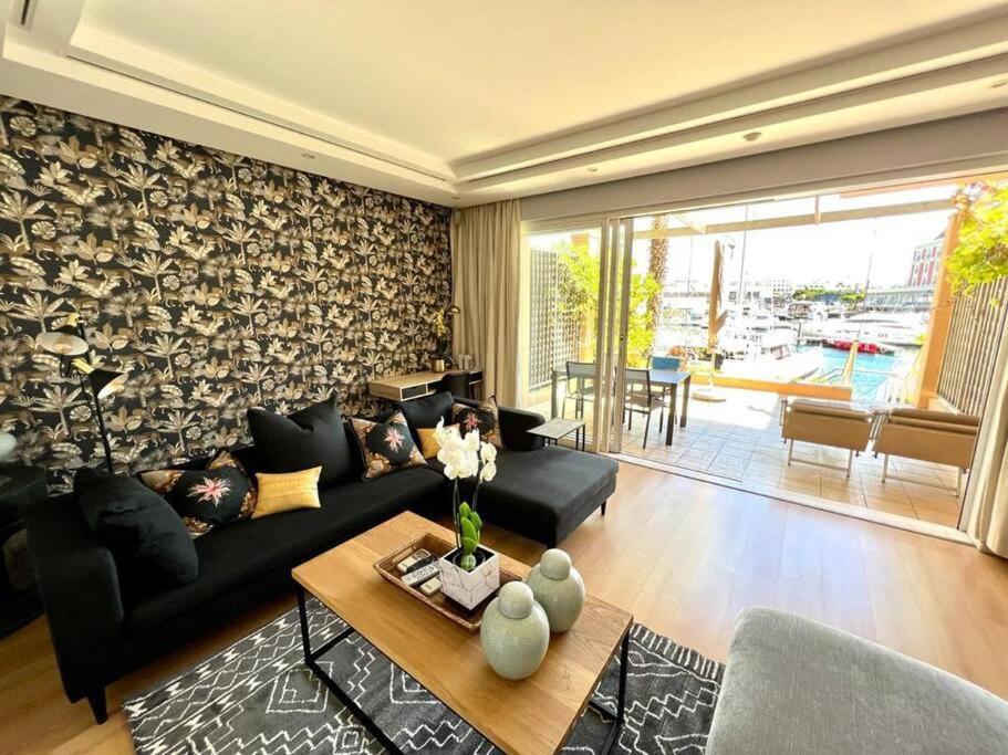 Parama 003 Secure, Luxurious Waterfront Apartment Le Cap Extérieur photo